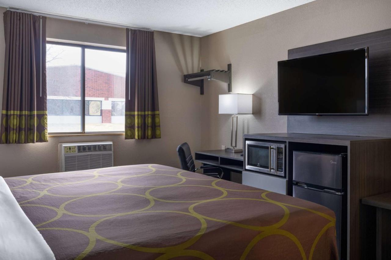 Super 8 By Wyndham Merrillville Kültér fotó