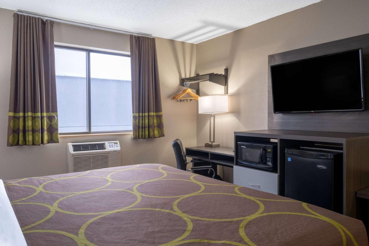Super 8 By Wyndham Merrillville Kültér fotó